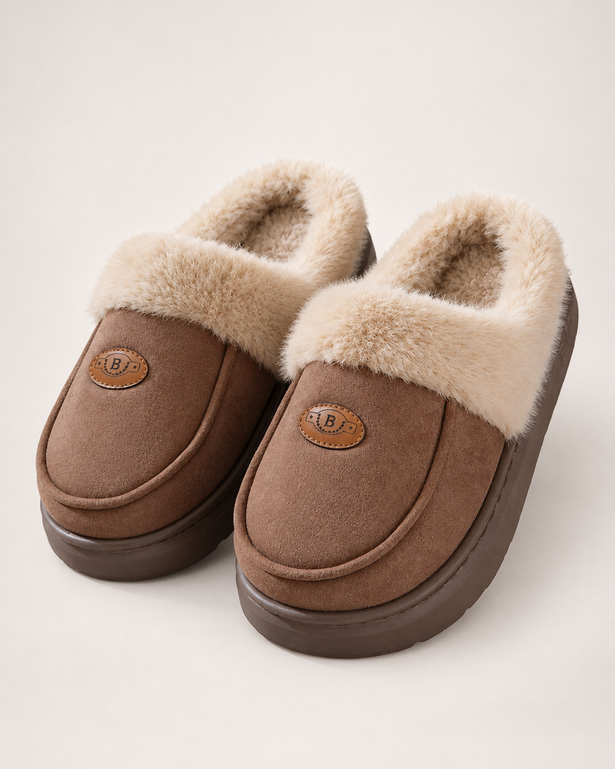 Men's Slippers: Suede-Effect House Style, toe forward hero