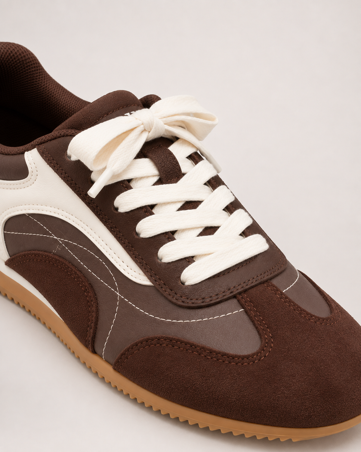 Women's Trainers – Retro Contrast Panels in Brown, construction detail