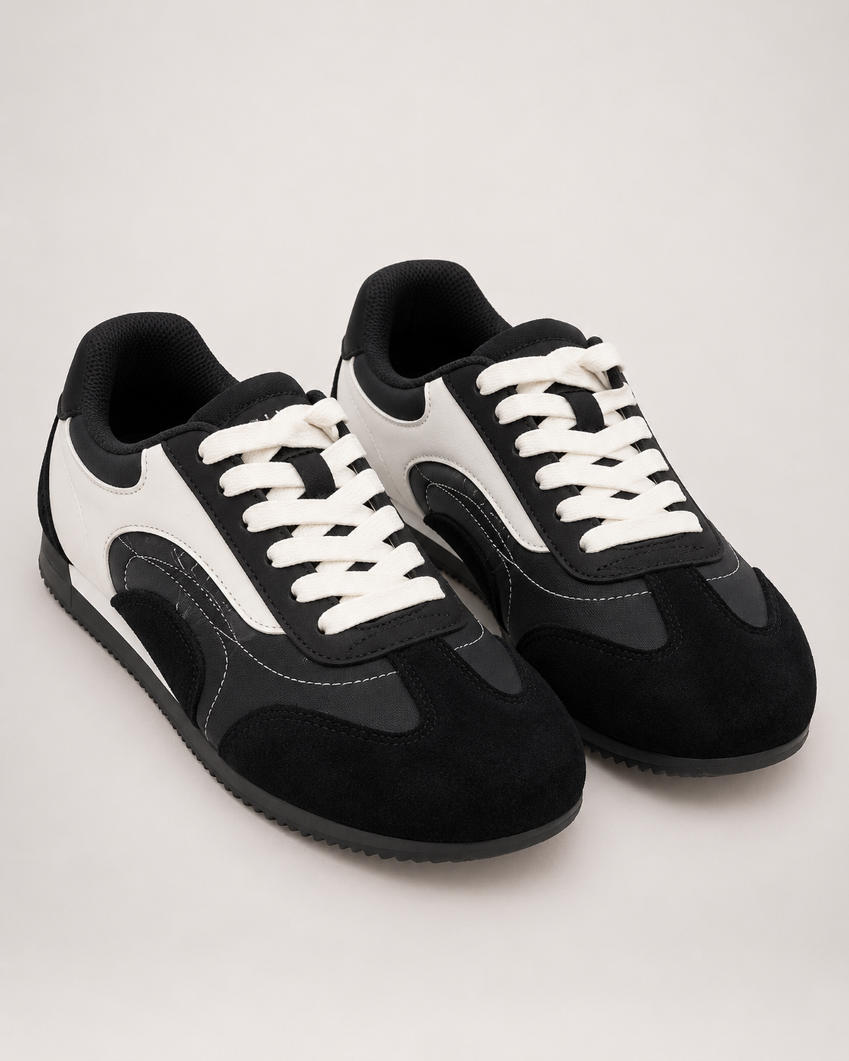 Women's Trainers – Retro Contrast Panels in Black, variant view