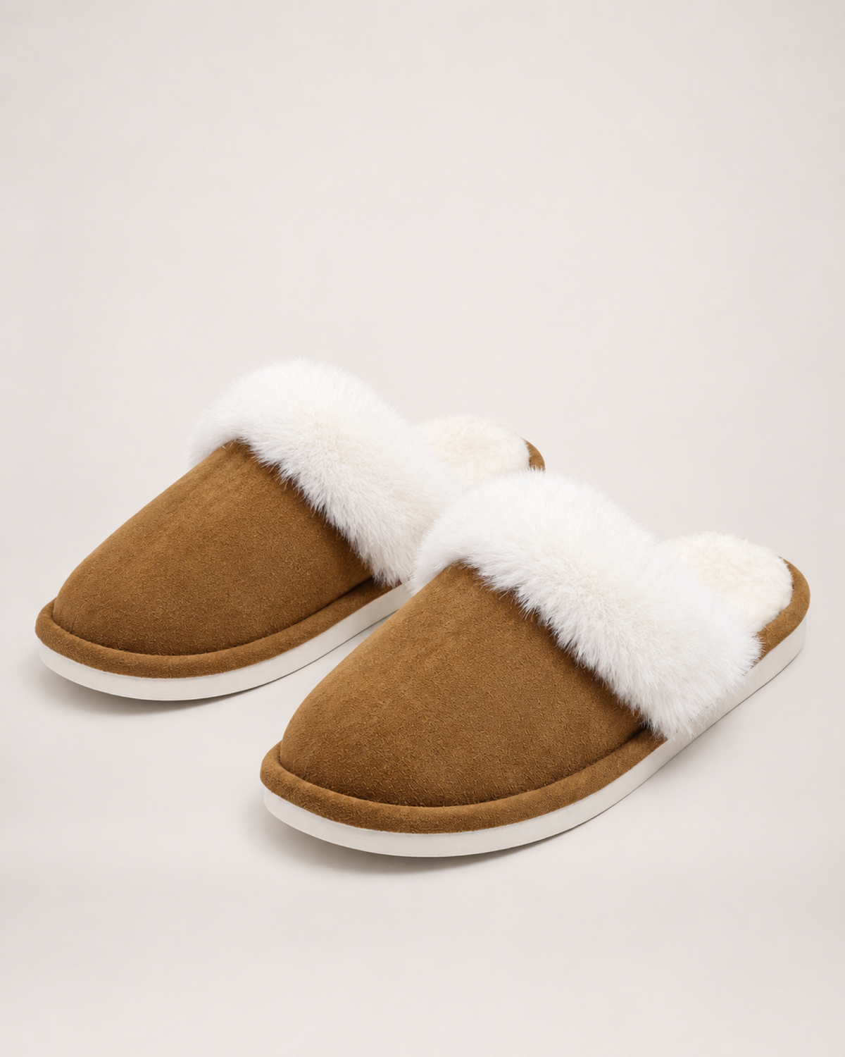 Fluffy House Slippers in Dark brown