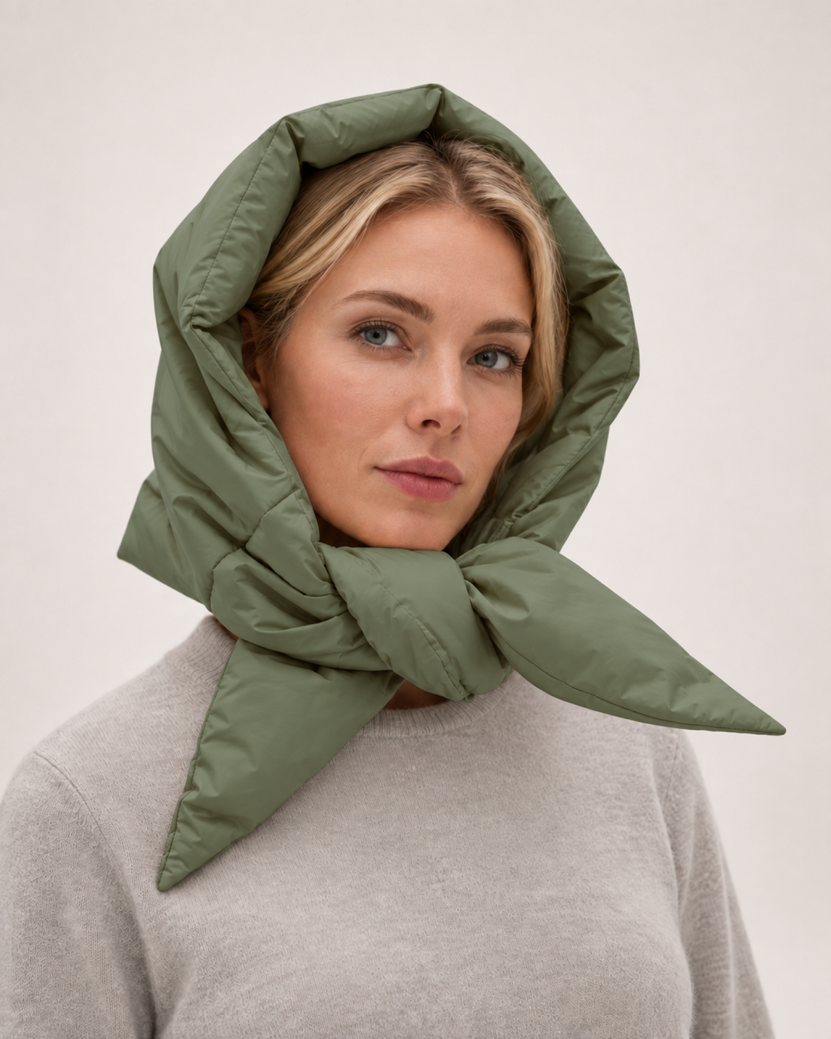 Women's Quilted Puffer Headscarf in Army Green