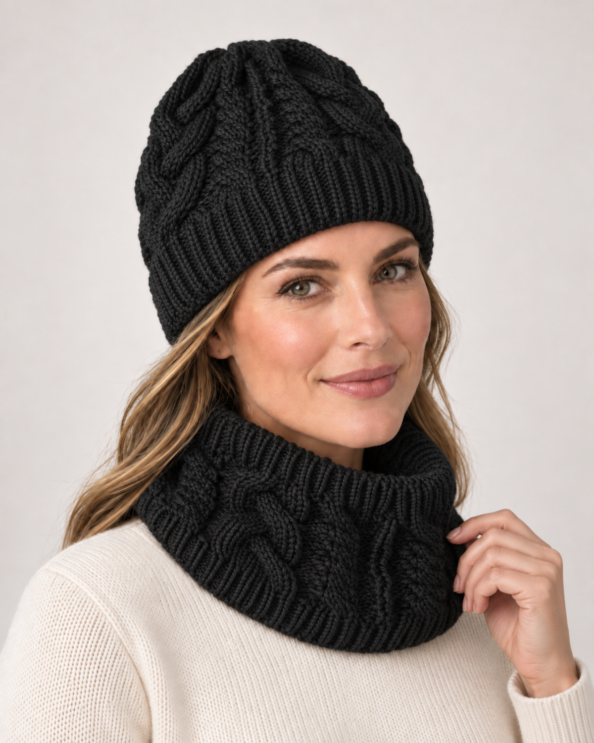 Women's Cable Knit Hat & Scarf Set in Black
