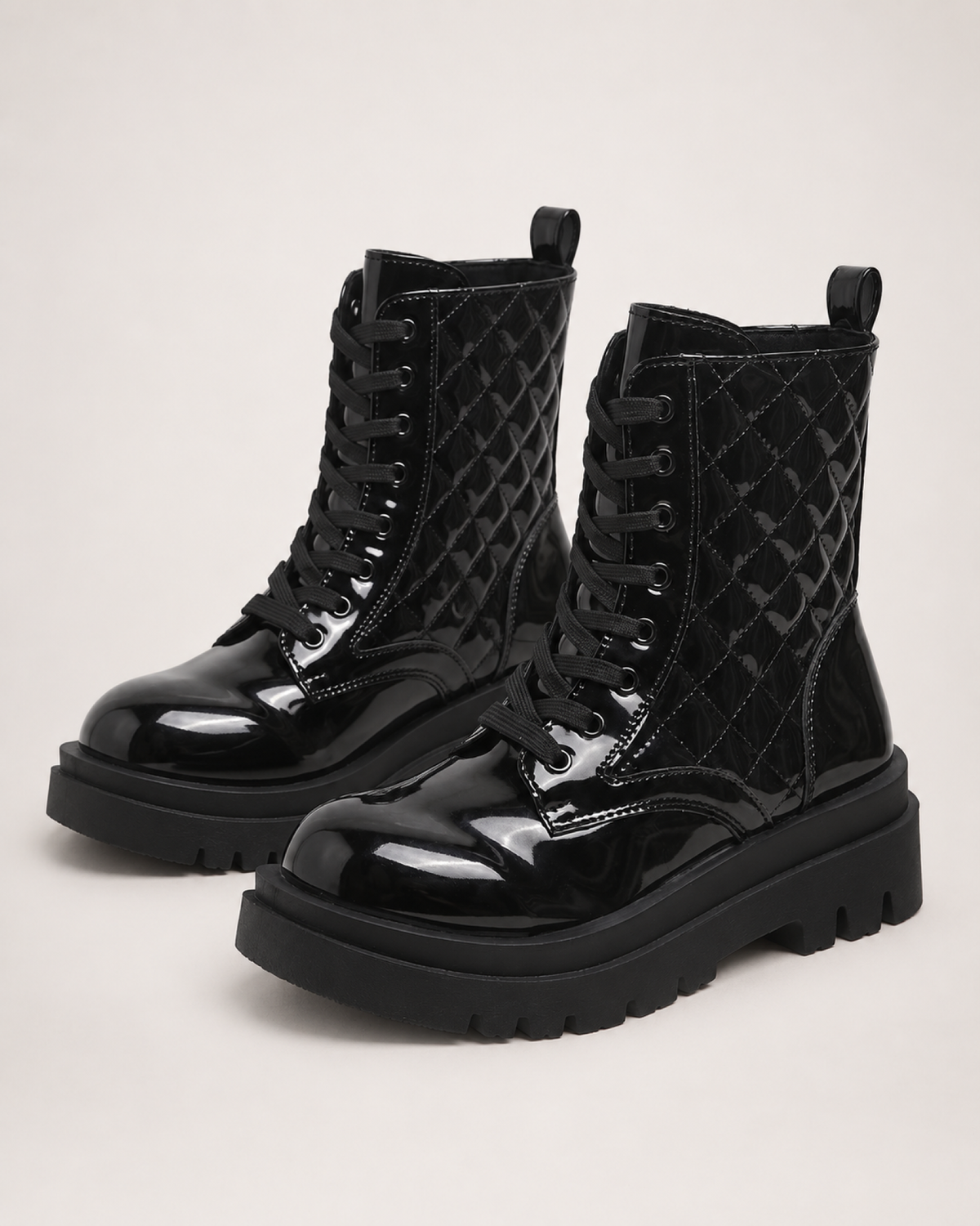 Women's Platform Ankle Boots – Quilted Lace-Up Style in Black