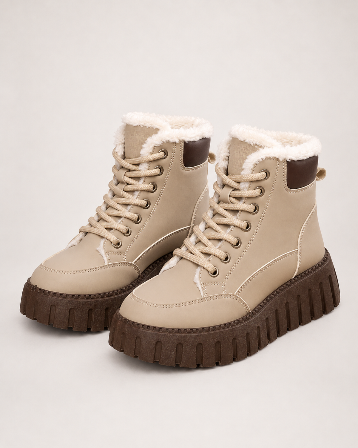 Women's Snow Boots – Lace-Up Fleece-Lined Style in Khaki